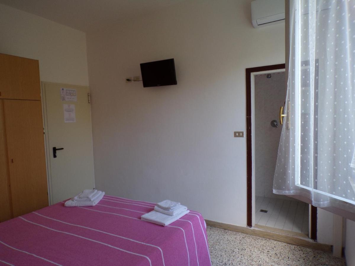 Hotel Blue Sky Rimini Esterno foto